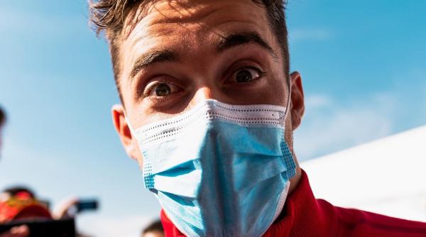 liderul mondial din formula 1 jefuit in plina strada paguba de peste 300 000 dolari