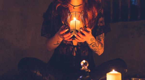 miturile spiritismului ce se intampla de fapt intr o sedinta de comunicare cu sufletele din lumea de dincolo