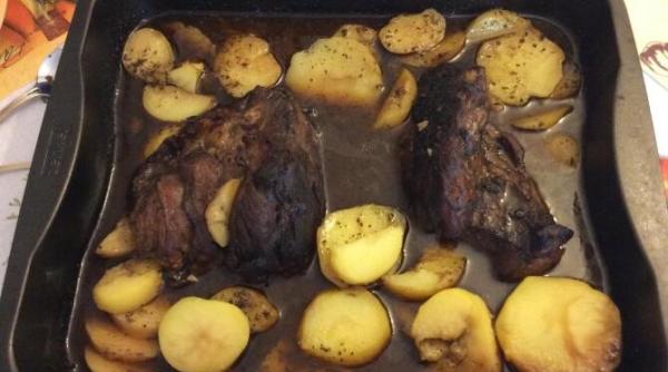 coaste de miel scoase din bait facute pe gratar reteta ideala de pasti 2022 reteta pilotului osiceanu