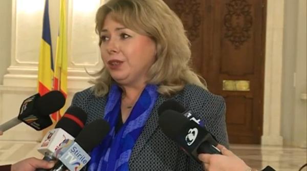 cum petrec pastele alesii poporului friptura de miel drobul si cozonacul nelipsite de pe mesele parlamentarilor video