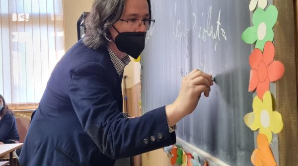 danilet multumeste asociatiei pe care a fondat o ca l sustine sa fie judecator ccr