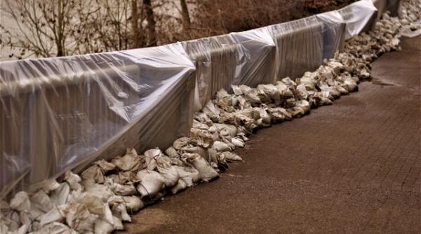 atentie cod portocaliu de inundatii