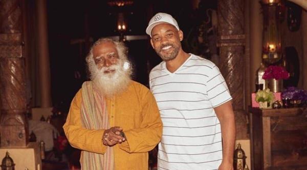 will smith vrea sa fie ajutat de sadhguru liderul spiritual care a strans mii de romani