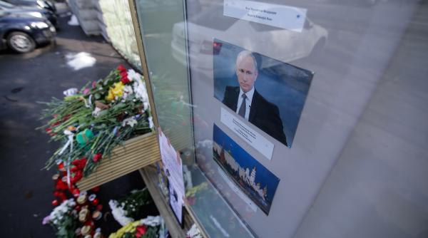 de ce nu mai vrea macelarul putin sa l faca sa dispara pe volodimir zelenski presedintele ucrainei