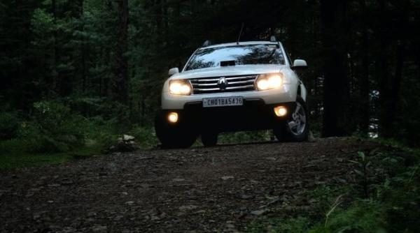 iohannis a promulgat legea autoritatile isi pot cumpara masini mai scumpe din bani publici iata valoarea