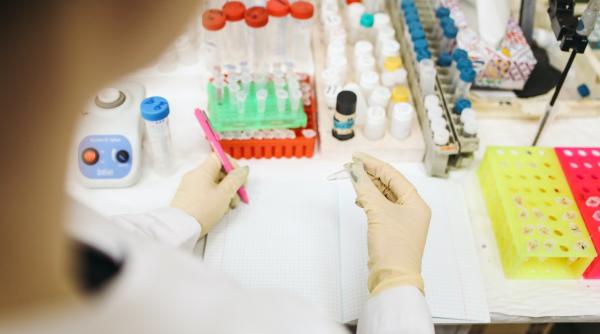 bilant covid 28 aprilie 2022 infectari si decese in ultimele 24 de ore