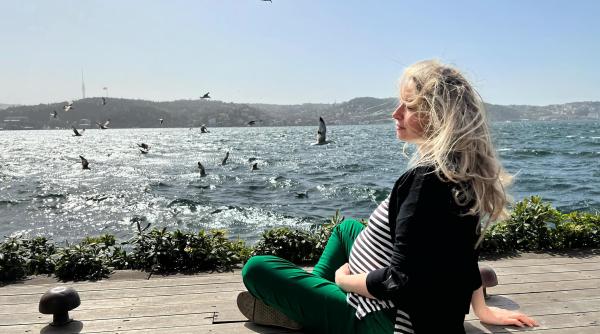 este mai mare presiunea laura cosoi la a treia sarcina amandoi ne am dorit foarte tare sa vina pe lume