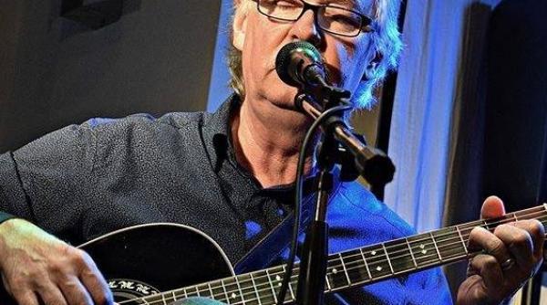 a murit raul carstea una din cele mai cunoscute voci ale folkului romanesc