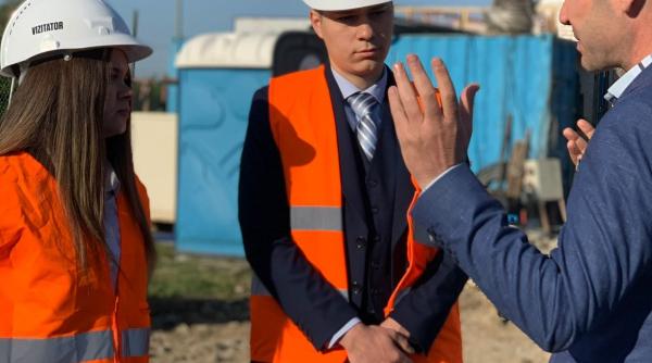 doi tineri primari pentru o zi in sectorul 3