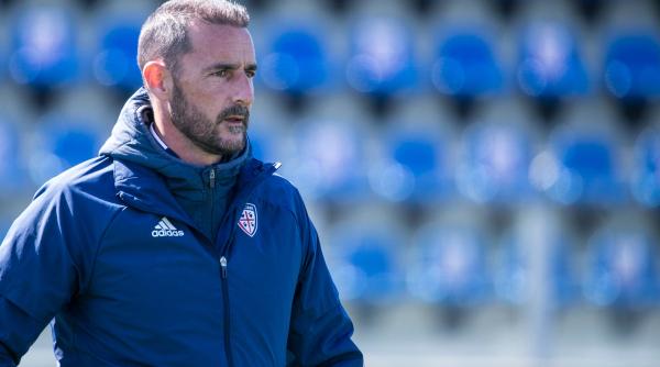 antrenor de la juniori pentru razvan marin la cagliari