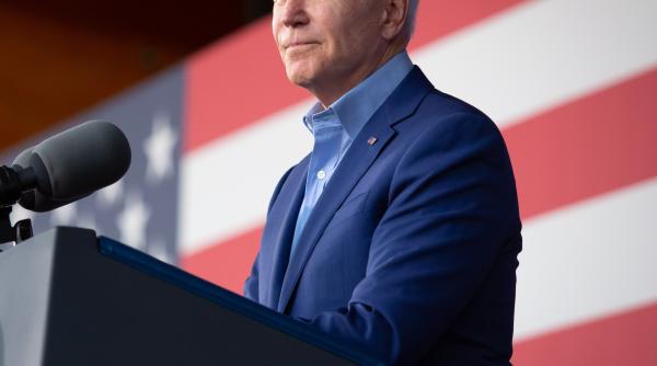 joe biden noi gafe a spus ca sua a oferit rachete javelin rusiei si a remarcat rezistenta ungariei video