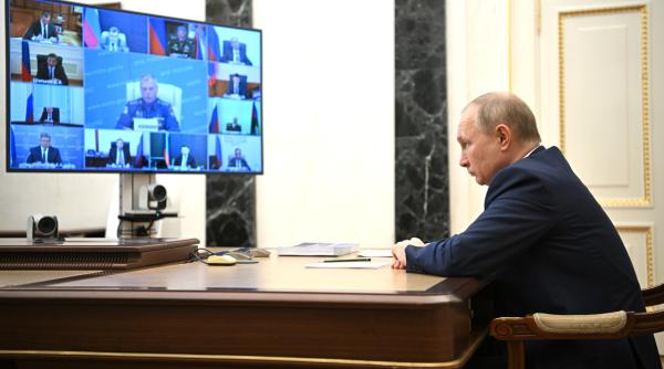 marea britanie a impus sanctiuni impotriva lui oreskin chemezov si dobrodeev cei trei rusi vocile lui putin