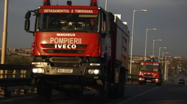 incendiul din navodari a a facut prapad 16 apartamente distruse de flacari alte 16 afectate de apa