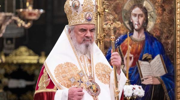 ips daniel sfintele femei mironosite impreuna cu maica domnului sunt rugatoare pentru femeile crestine