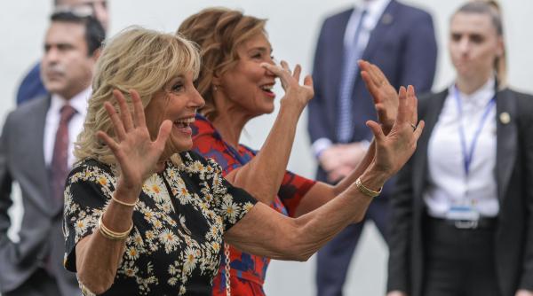 galerie foto jill biden carmen iohannis tinute catalin botezatu imi place o tinuta perfecta