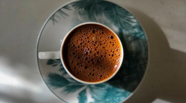 reteta cafea secretul cele mai gustoase cafele ai nevoie doar de cafea si zahar restul este tehnica si e simpla