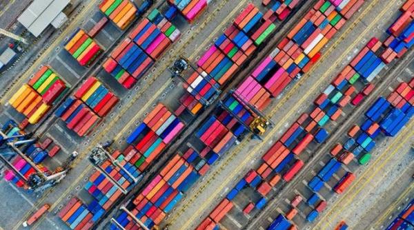 exporturile din china au ajuns la cel mai redus nivel din ultimii doi ani