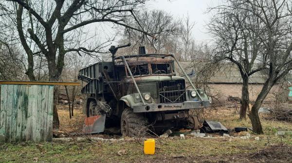 masinile militare ruse capturate de ucraineni au fost expuse de 9 mai