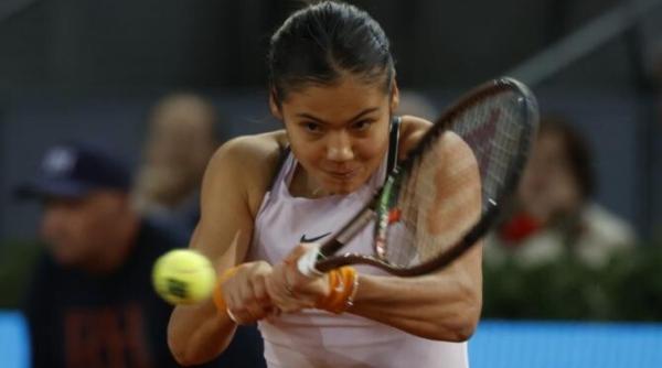 wta roma sorana cirstea invinsa in primul tur emma raducanu abandon in meciul cu bianca andreescu