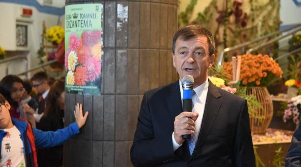 dan nica si rectorul udjg lucian georgescu la sud prin sud est live la dc news si lider fm