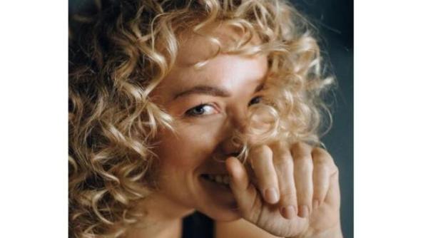 eclipsa de luna mari schimbari din luna mai patru zodii sunt vizate atentie cu banii