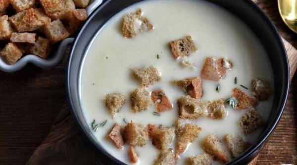 supa crema de usturoi pe cat de gustoasa pe atat de sanatoasa