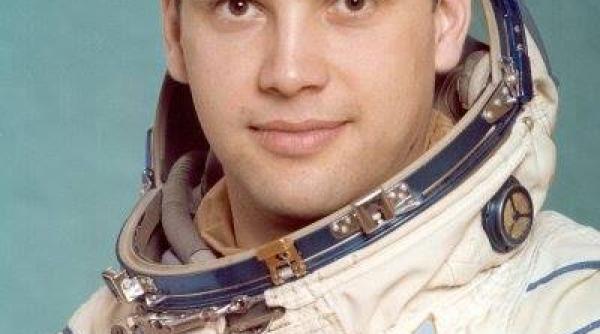 ce sport a practicat dumitru prunariu singurul roman care a ajuns in spatiul cosmic