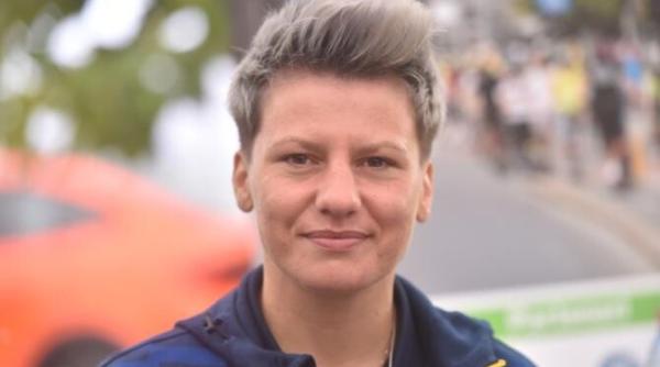 lacramioara perijoc calificata in sferturi la mondialele de box feminin