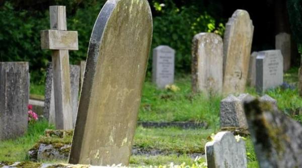 cazul misterios al femeii din bucuresti care s a trezit ca i au disparut rudele din cimitirul bellu avocatul cuculis ce ascunde aceasta situatie