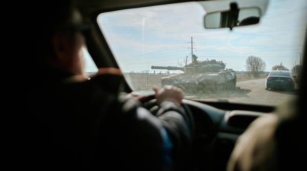 un comandant rus s ar fi impuscat in picior ca sa plece din ucraina