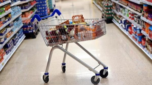 bbc scenariile unui razboi comercial dureros intre marea britanie si uniunea europeana putin isi freaca mainile de bucurie