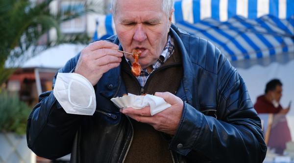 ce se intampla daca mananci prea mult medic nu ne doare nu simtim nimic pacientii vin foarte tarziu la doctor