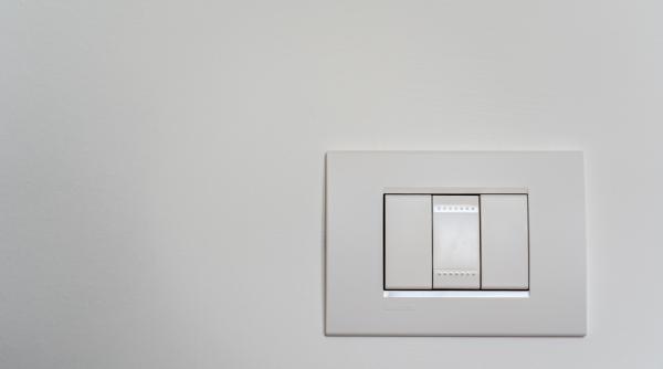 trei sfaturi ca sa economisesti energie electrica