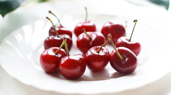 cum iti dai seama daca ciresele au viermi la ce sa fii atent te salveaza de neplaceri