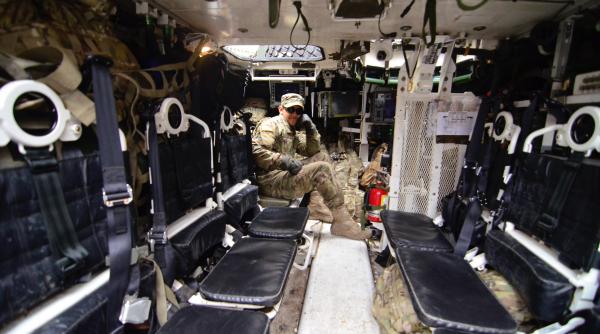 ucraina acuza germania ca a blocat livrarea vehiculelor blindate reactia cancelariei lui scholz