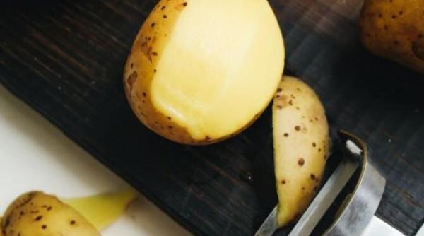 clatite delicioase cu cartofi dintr un minim de ingrediente fara oua si fara faina