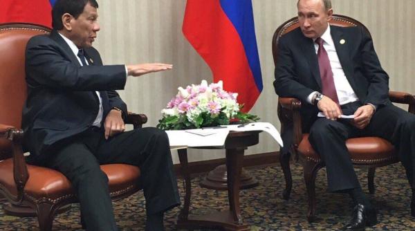 presedintele filipinelor critici la adresa prietenului sau vladimir putin amandoi suntem criminali dar eu nu omor copii si batrani