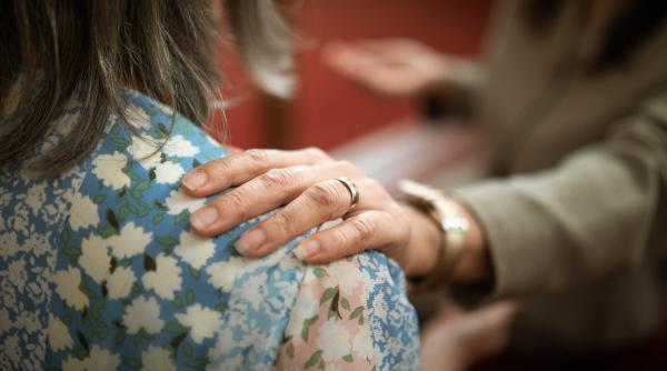 puterea iertarii de ce este importanta pentru relatiile si familiile noastre