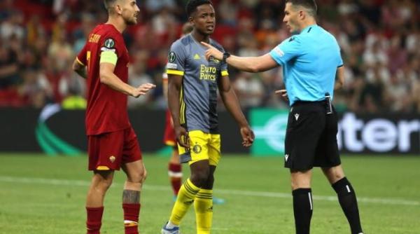 arbitrul roman istvan kovacs continua sa impresioneze se antreneaza mai tare decat jucatorii