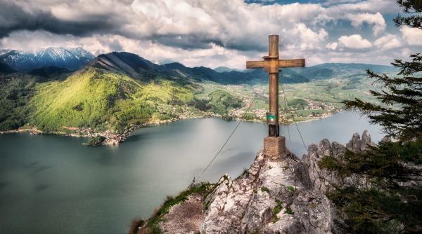 calendar crestin ortodox sarbatoare 26 mai 2022