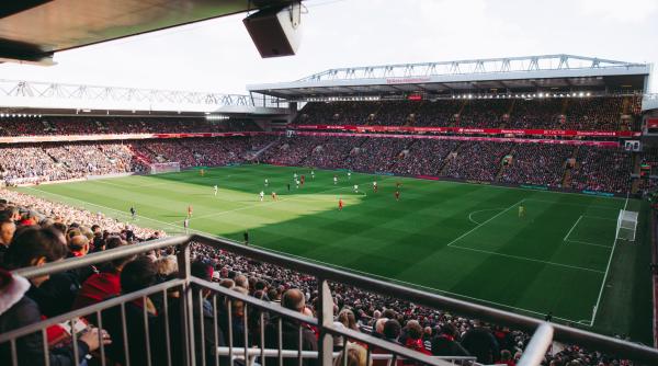 finala conference league zeci de suporteri ai lui feyenoord arestati