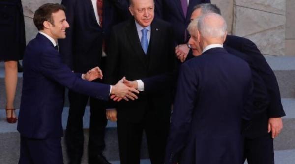 macron discutii cu erdogan in plina criza ucraineana dupa avertizarea turciei la adresa nato