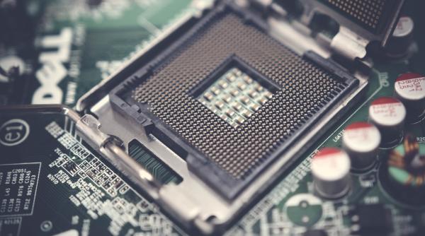 cipuri electronice facute din miere de albine pentru a reduce deseurile