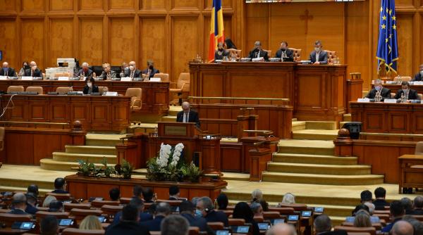 cresc salariile bugetarilor camera deputatilor a adoptat mariri de pana la 50prc pentru anumite categorii de salariati