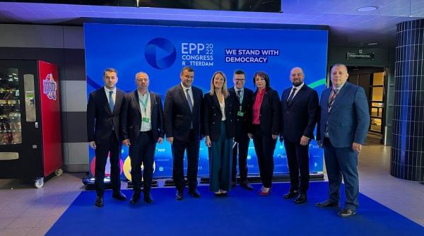 delegatia pmp prezenta la congresul ppe de la rotterdam intalnire cu roberta metsola presedintele parlamentului european