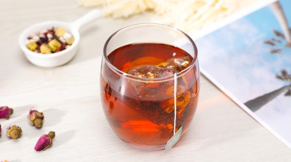 ceaiurile banale care te scapa de celulita le gasesti peste tot