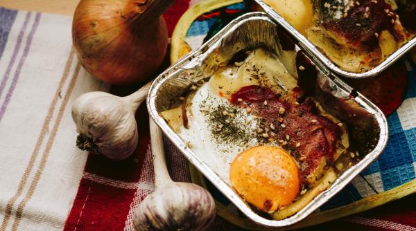 gatitul alimentelor in folie un surplus de metale grele