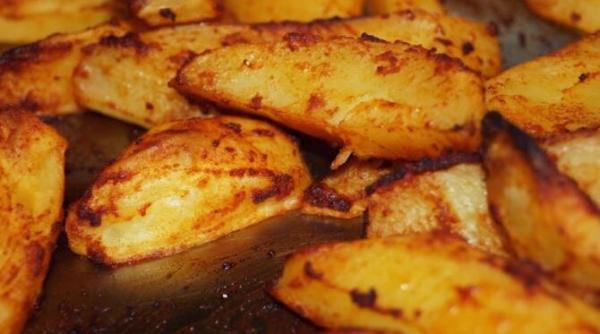 cartofi la gratar o reteta care te va surprinde incearca si nu vei regreta