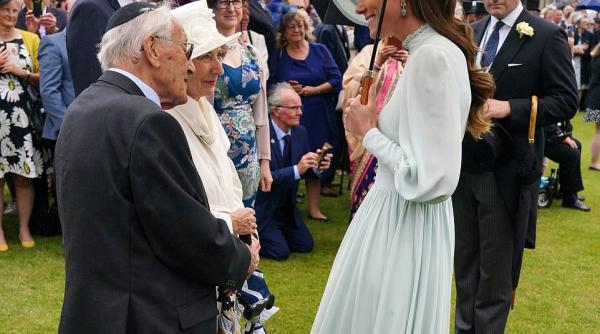 kate middleton i a adus un omagiu printesei diana purtand un accesoriu plin de insemnatate la jubileu