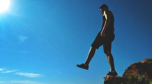 studiu oamenii inalti sunt predispusi mai multor boli decat oamenii scunzi